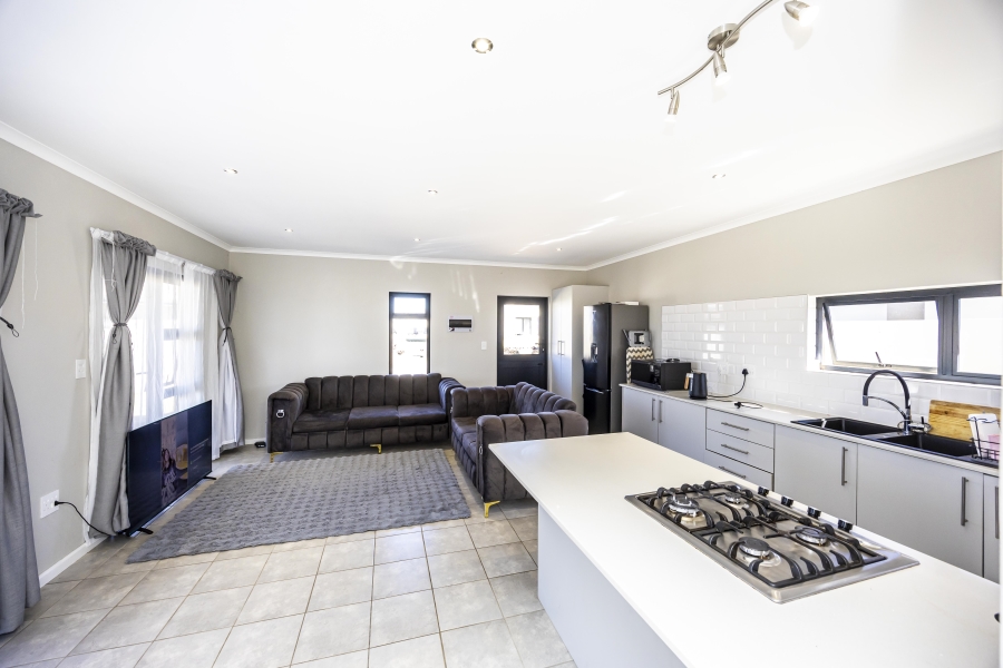 3 Bedroom Property for Sale in Kidds Beach Eastern Cape